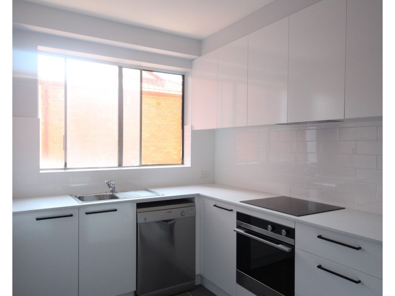 8/12-14 Woodbury Street, Marrickville NSW 2204