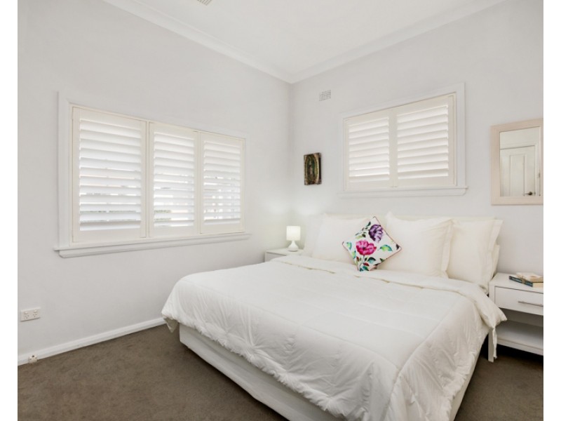64 Russell Street, Russell Lea NSW 2046