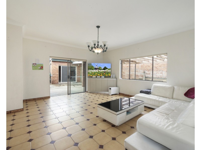 18 Harrabrook Avenue, Five Dock NSW 2046