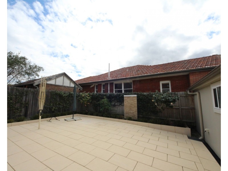 22 First Avenue, Rodd Point NSW 2046