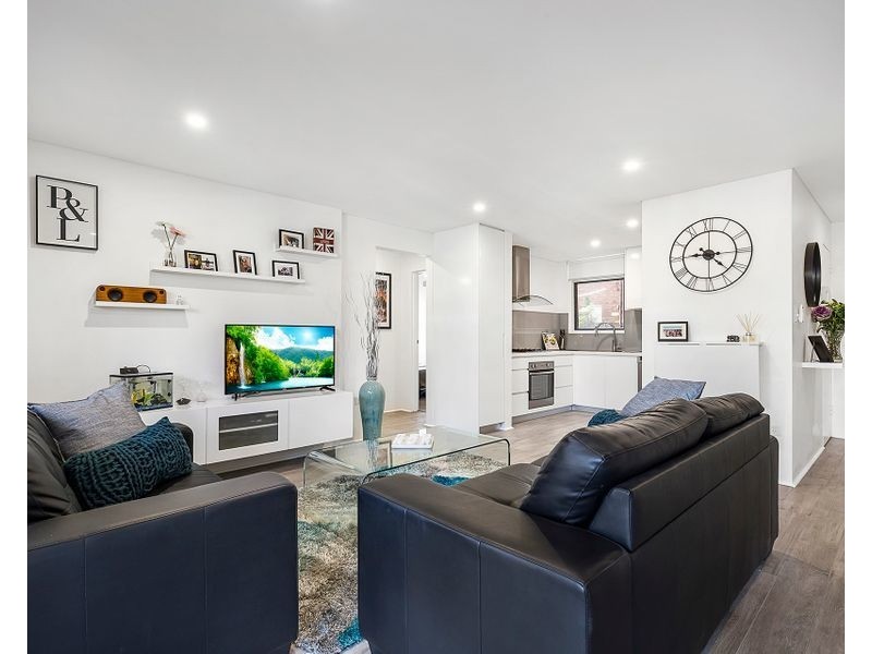 2/44 Grosvenor Crescent, Summer Hill NSW 2130