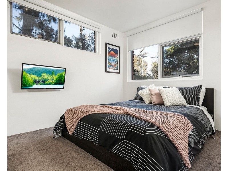 2/44 Grosvenor Crescent, Summer Hill NSW 2130