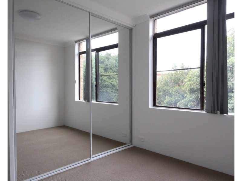 10/5-9 Bay Road, Russell Lea NSW 2046