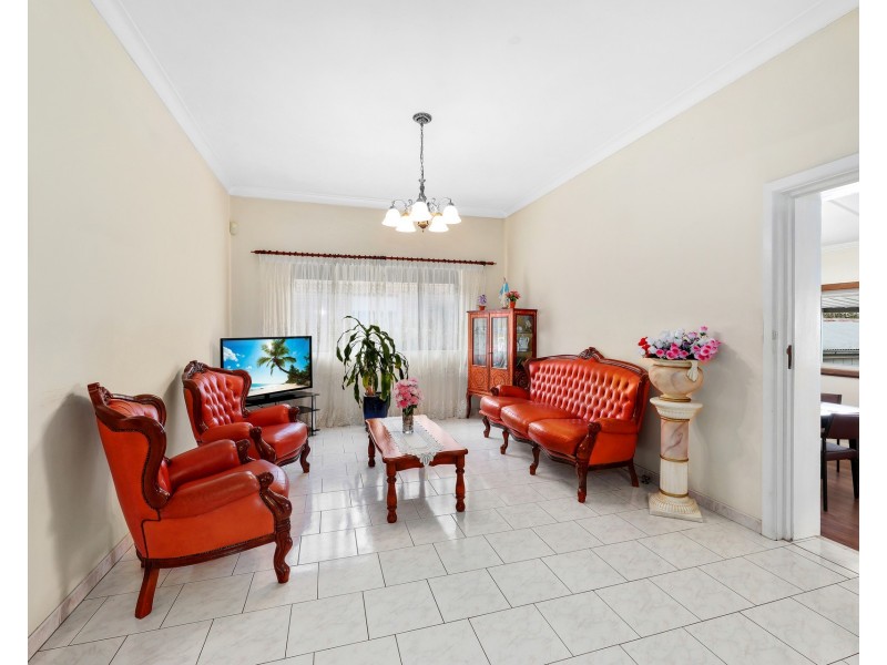 6 Melville Street, Ashbury NSW 2193