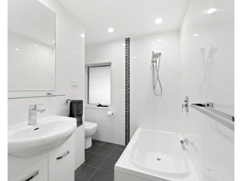 87 Baumans Road, Peakhurst NSW 2210