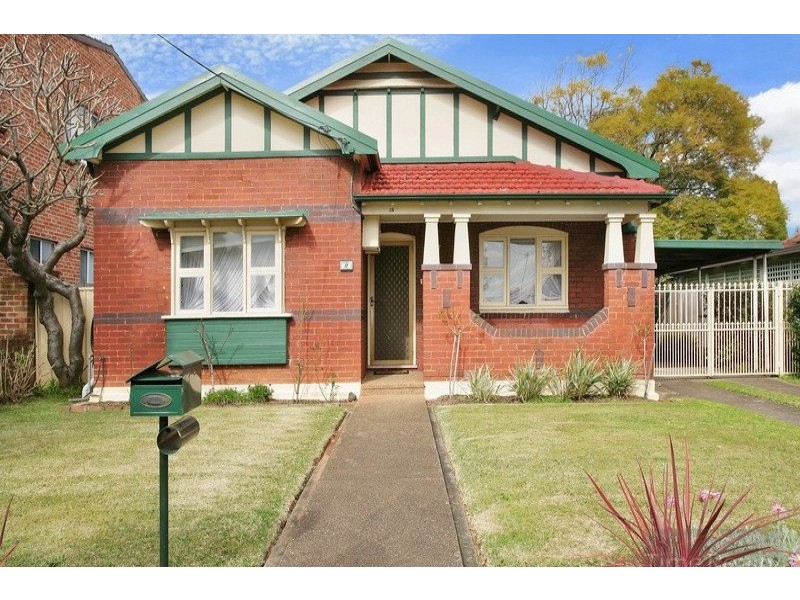 18 Zoeller Street, Concord NSW 2137