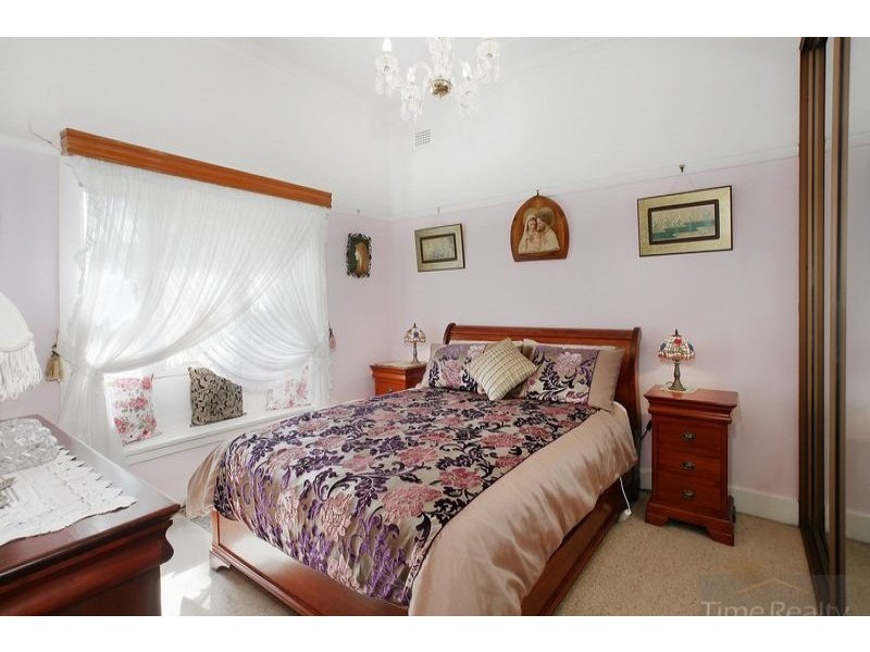 18 Zoeller Street, Concord NSW 2137
