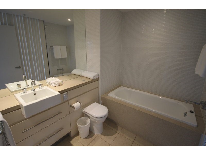 Broadbeach QLD 4218