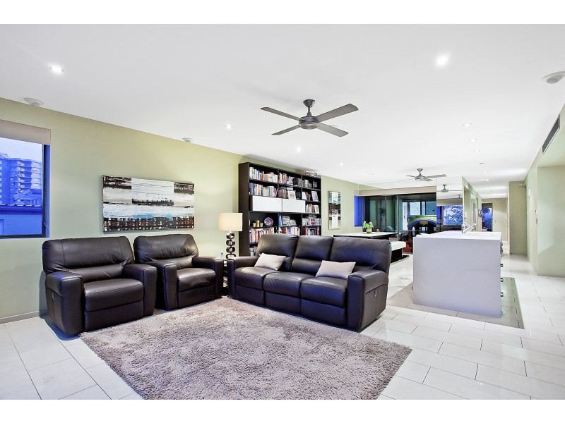 Burleigh Heads QLD 4220