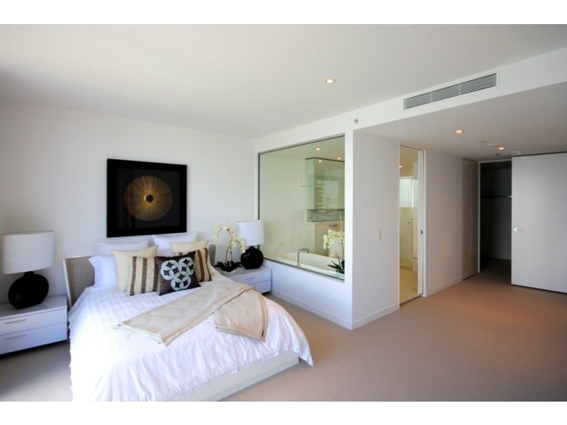 1 Oracle Boulevard, Broadbeach QLD 4218