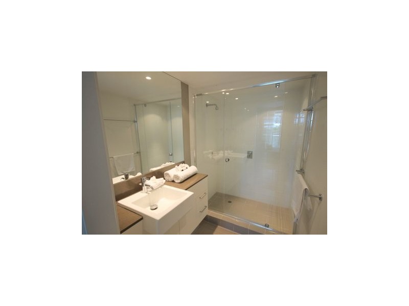 303/16-18 Enderley Avenue, Surfers Paradise QLD 4217