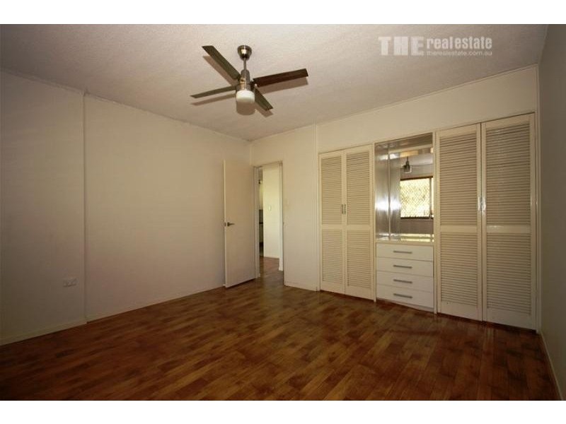 Broadbeach Waters QLD 4218