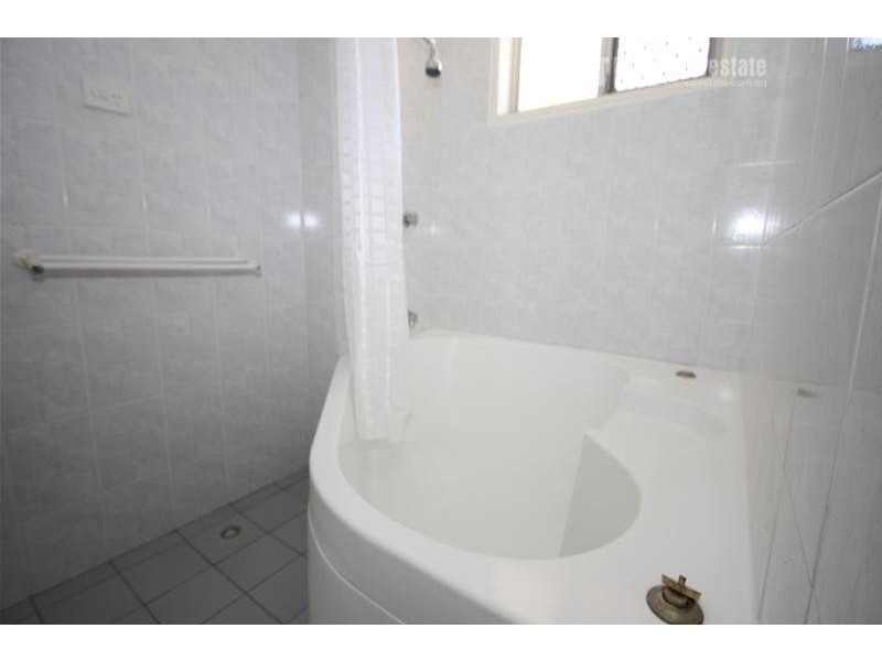 Broadbeach Waters QLD 4218