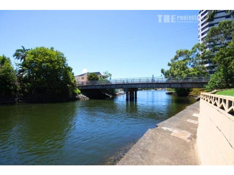 Broadbeach Waters QLD 4218
