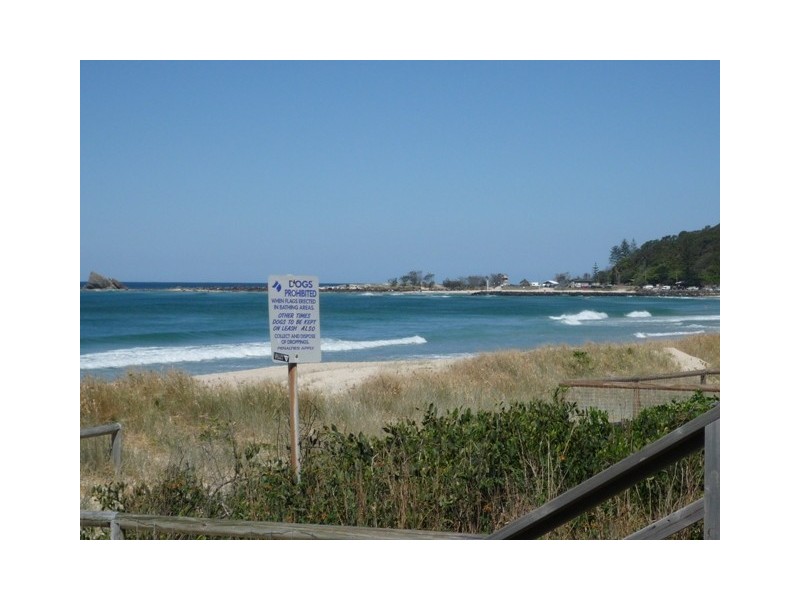 Palm Beach QLD 4221
