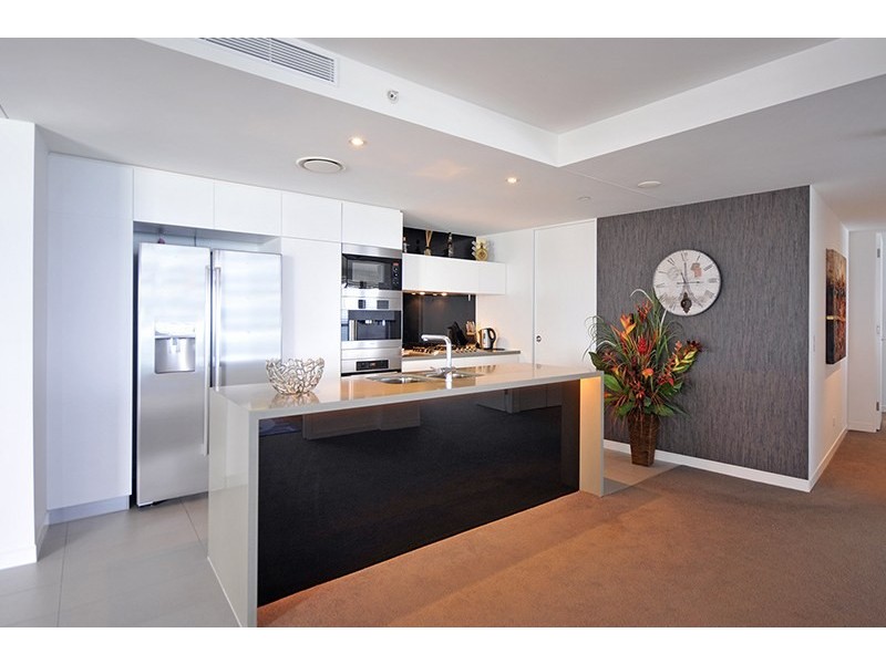 Broadbeach QLD 4218