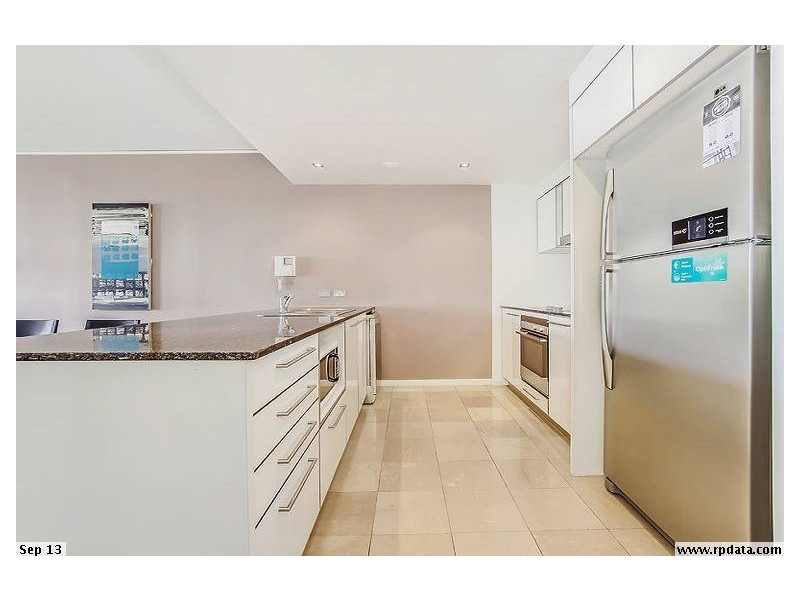Broadbeach QLD 4218