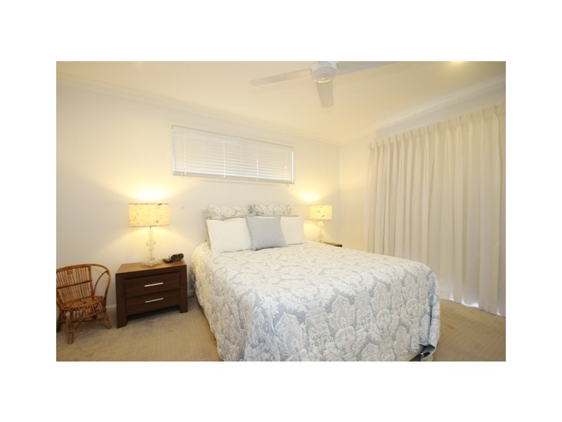 Broadbeach Waters QLD 4218