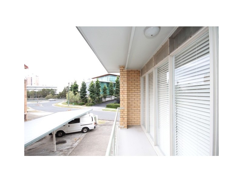 Broadbeach Waters QLD 4218