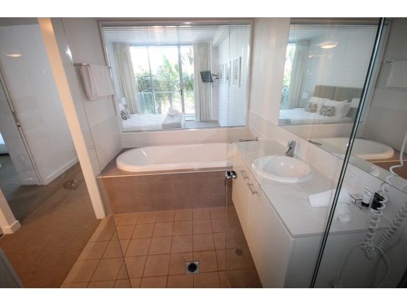 Broadbeach QLD 4218