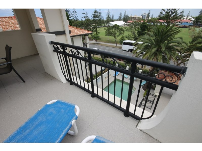 Broadbeach QLD 4218