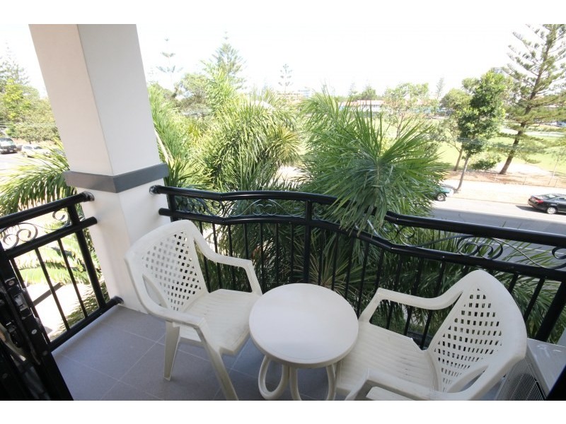 29/9-13 Margaret Avenue, Broadbeach QLD 4218