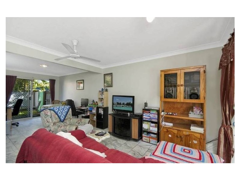 Elanora QLD 4221