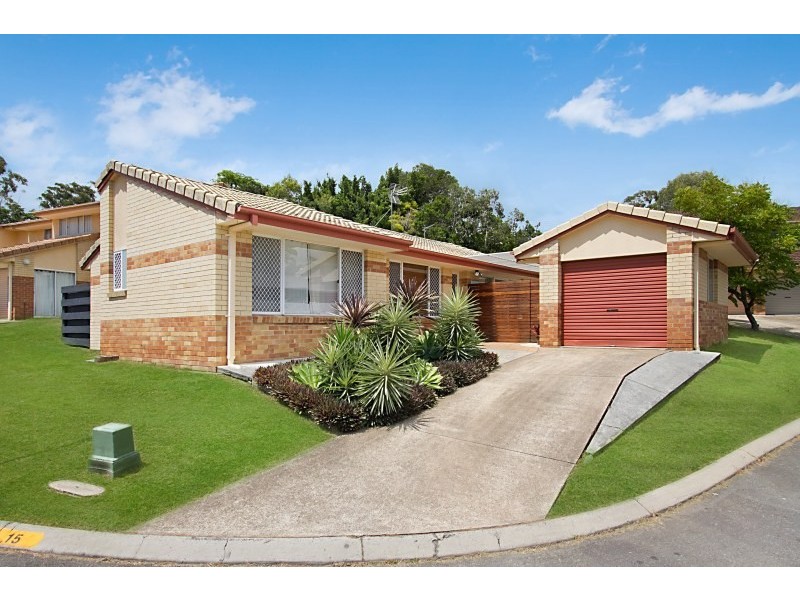 Varsity Lakes QLD 4227