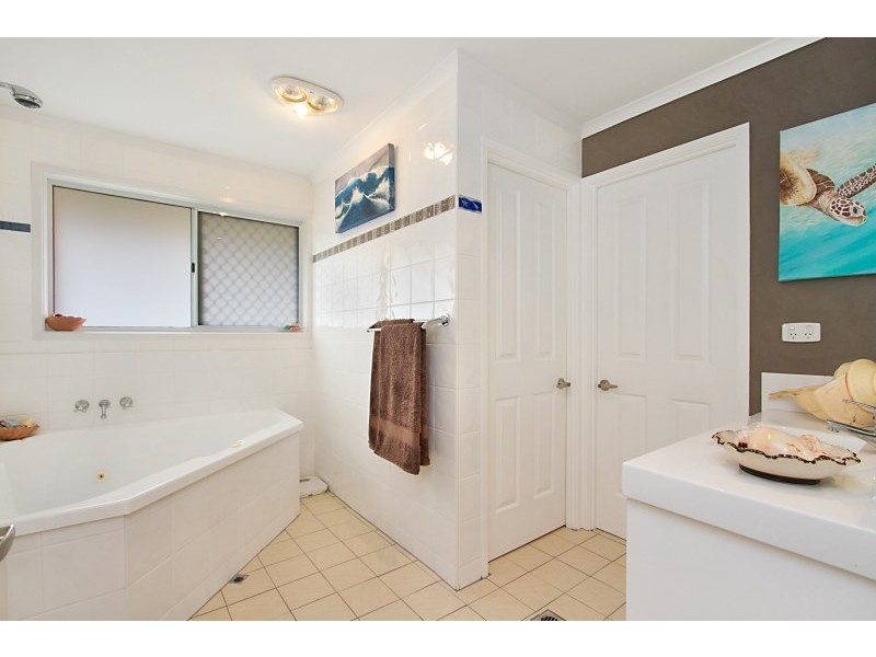 Varsity Lakes QLD 4227