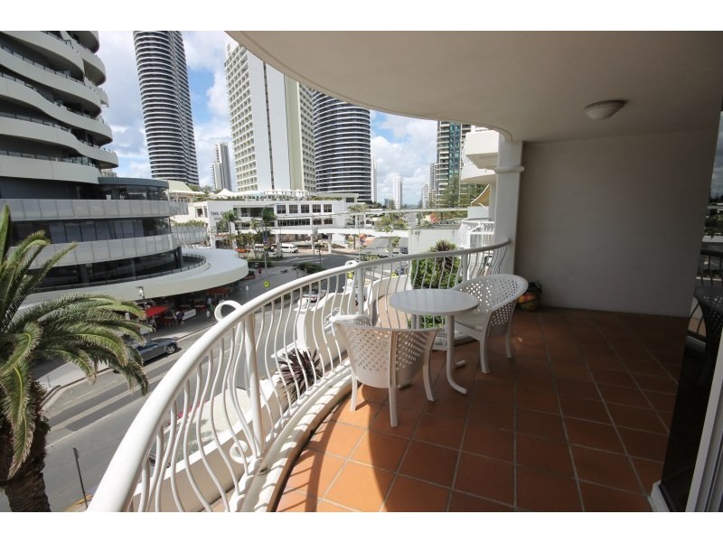 Broadbeach QLD 4218