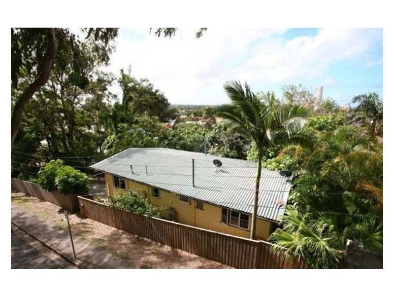 21 East Street, Burleigh Heads QLD 4220