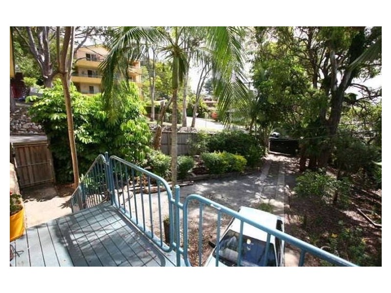 21 East Street, Burleigh Heads QLD 4220