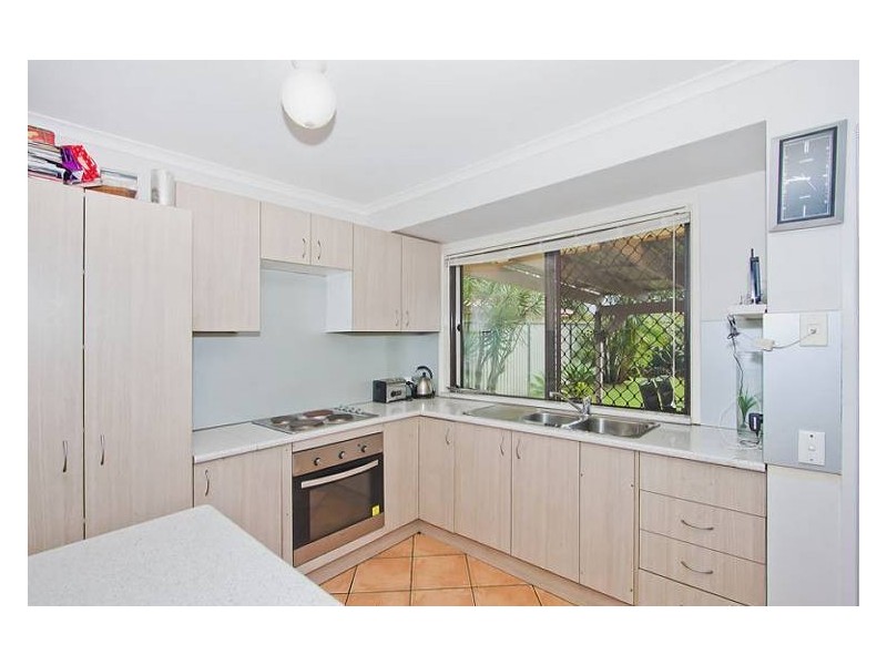 Elanora QLD 4221