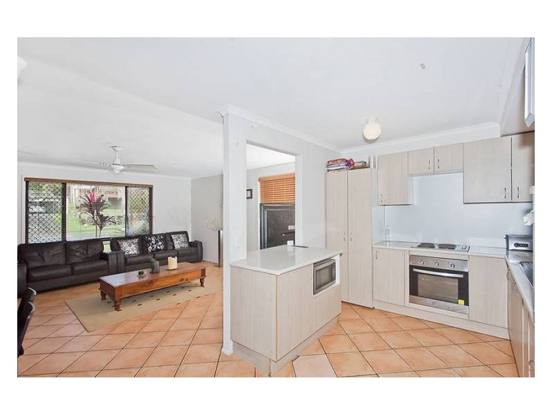 Elanora QLD 4221