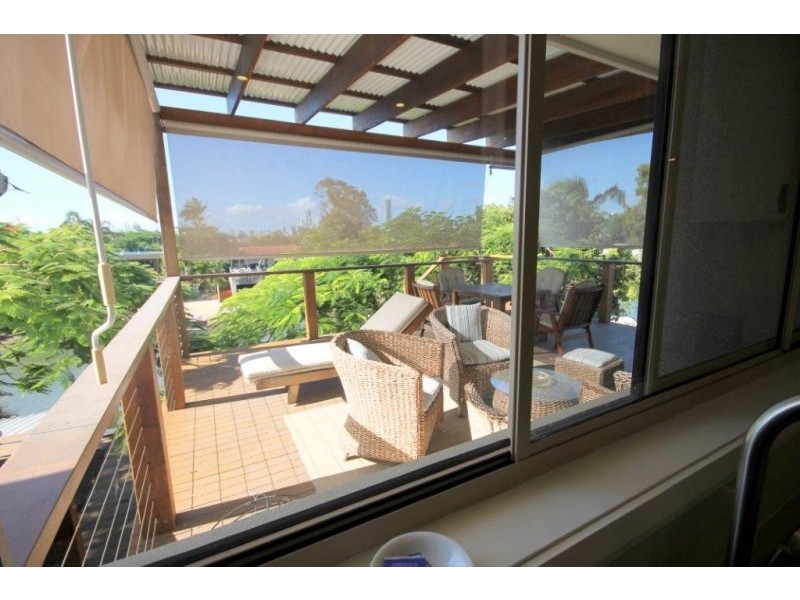 Broadbeach Waters QLD 4218