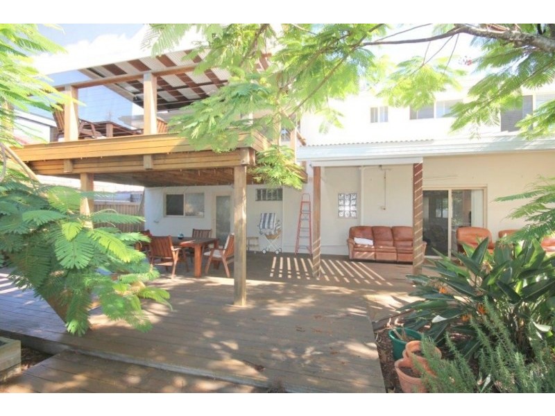Broadbeach Waters QLD 4218