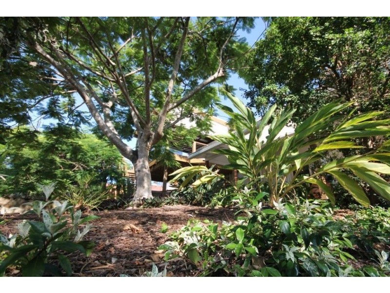 Broadbeach Waters QLD 4218