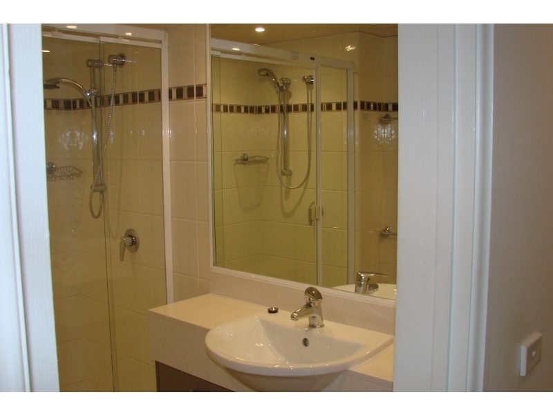 Broadbeach QLD 4218