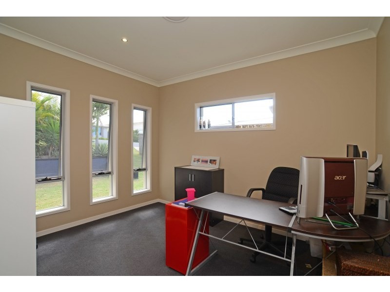 20 Everstar Street, Reedy Creek QLD 4227