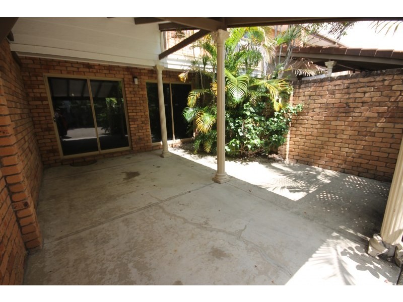 Broadbeach Waters QLD 4218