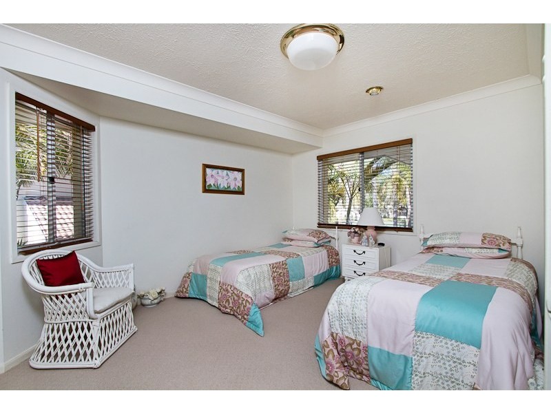 Elanora QLD 4221