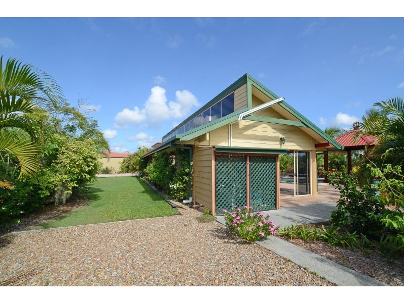 36-40 Dipper Drive, Burleigh Waters QLD 4220