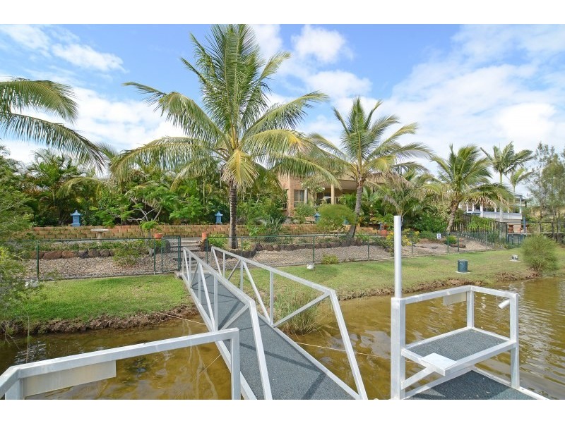 36-40 Dipper Drive, Burleigh Waters QLD 4220