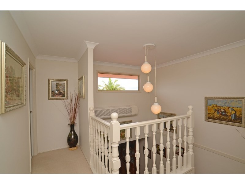 36-40 Dipper Drive, Burleigh Waters QLD 4220