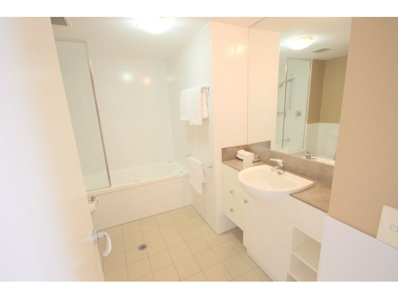 Broadbeach QLD 4218