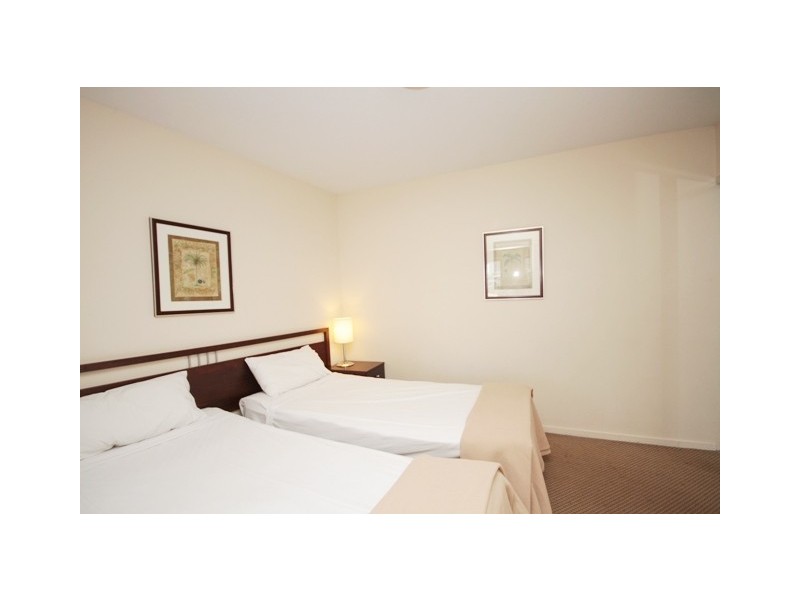 Broadbeach QLD 4218