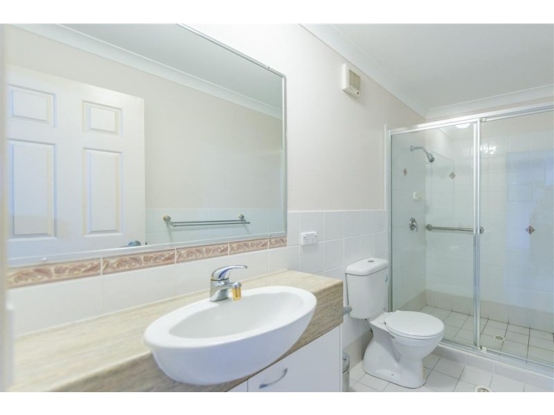 Elanora QLD 4221