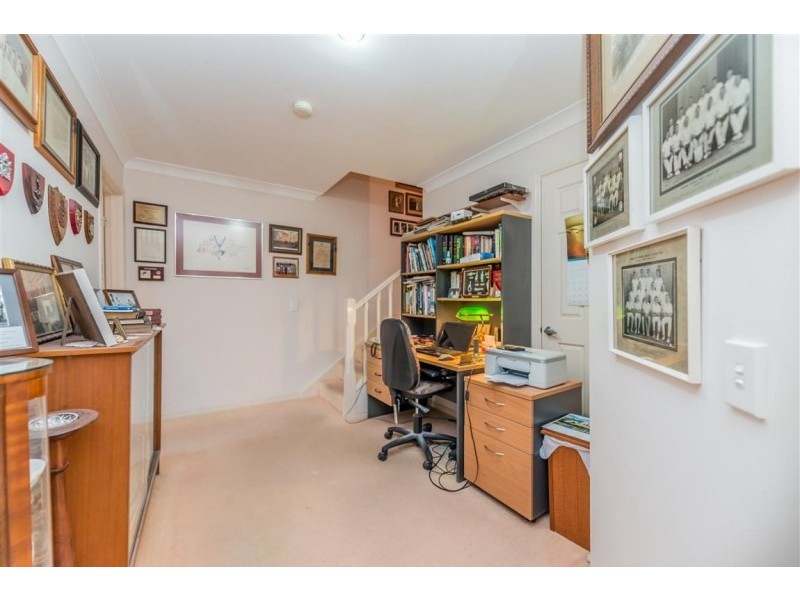 Elanora QLD 4221