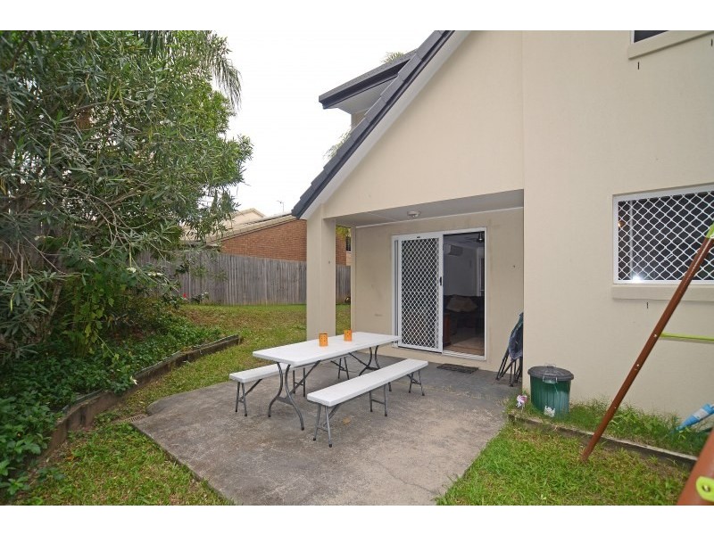 8/15 Killarney Avenue, Robina QLD 4226