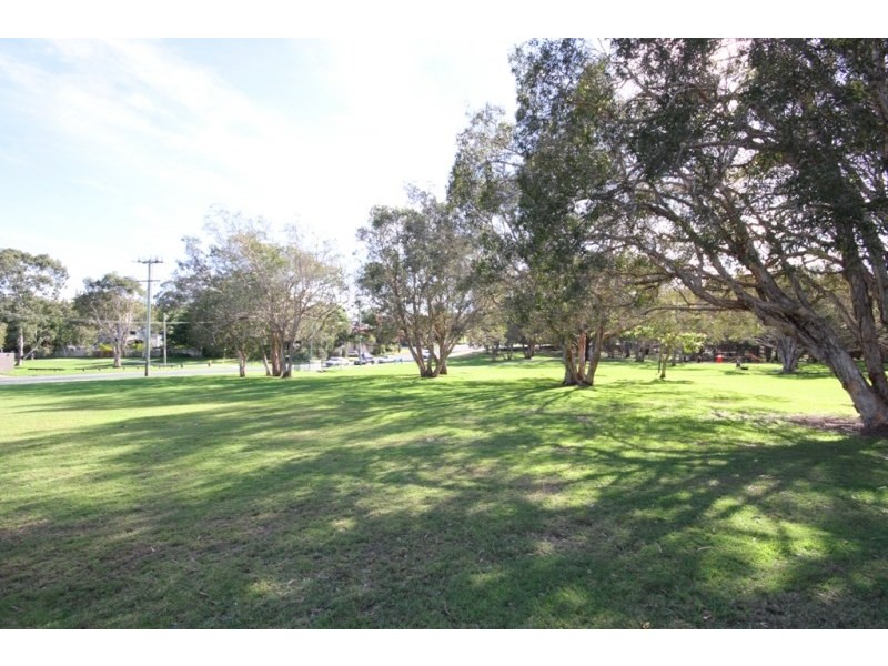 28 Dandar Drive, Southport QLD 4215
